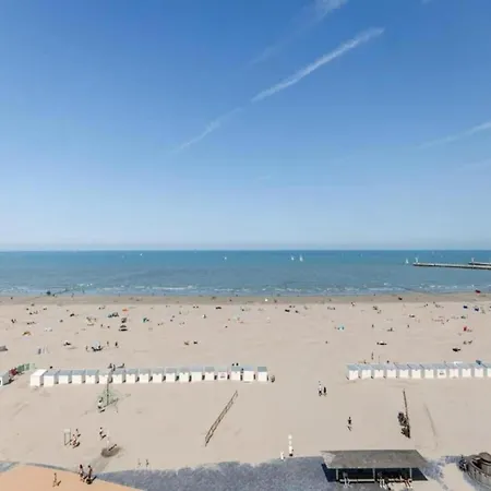 In Near The Beach, Cleaning Included Apartment Westende