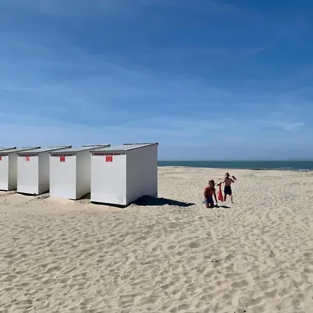 In Near The Beach, Cleaning Included * Westende