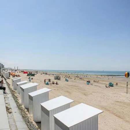 In Near The Beach, Cleaning Included Apartman *